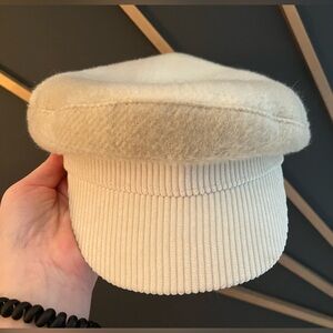 NWOT Vince Camuto Newsboy Cap